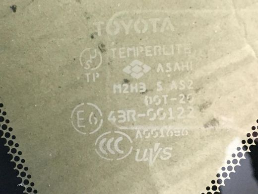 Стекло в кузов заднее левое TOYOTA RAV4 CA30W 2005-2010 62720-42300, 62720-42300, B