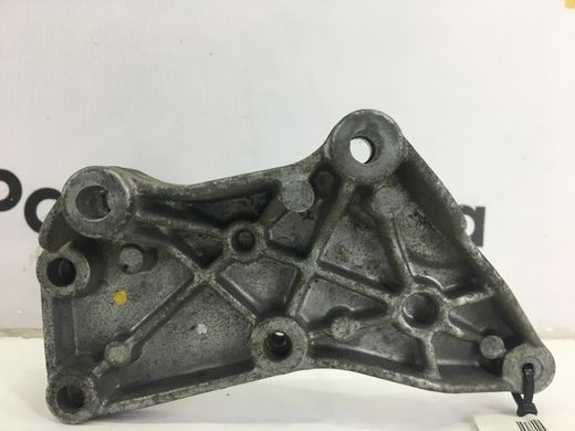 Кронштейн MERCEDES E220 W212 2012-2016 (впускного коллектора) A6510940039, A6510940039, A