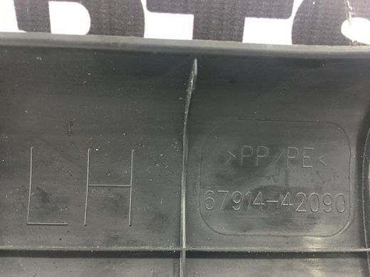 Накладка порога передня ліва внутрішня TOYOTA RAV4 CA30W 2005-2010 6791442090, 6791442090, A