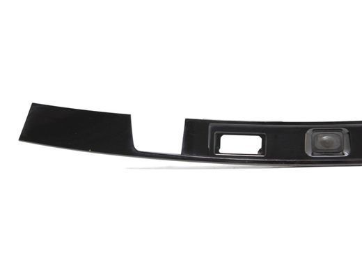 Накладка кришки багажника LAND ROVER DISCOVERY SPORT L550 2019- (LK7240406AD) LR137739, LR137739, A