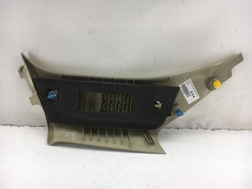 Накладка задньої стійки верхня права внутрішня VOLVO XC60 2008-2013 30721150, 30721150, A