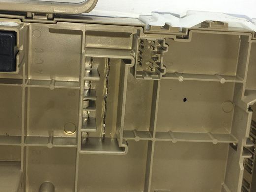 Блок запобіжників SUBARU OUTBACK B14 2010-2014 82201AJ01A, 82201AJ01A, A