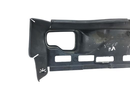 Дефлектор радиатора передний левый VOLVO XC60 2008-2013 (тріщина) 30764565, 30764565, B
