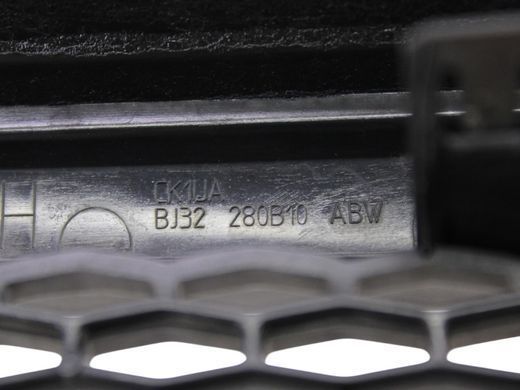 Накладка крила верхня передня права зовнішня LAND ROVER RANGE ROVER EVOQUE L538 2015-2018 (LR027318) BJ32280B10ABW, BJ32280B10ABW, B