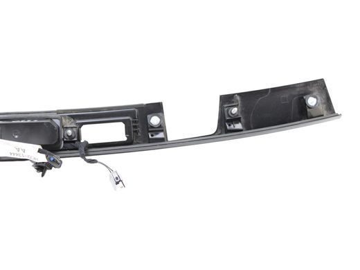 Накладка кришки багажника LAND ROVER DISCOVERY SPORT L550 2019- (LK7240406AD) LR137739, LR137739, A