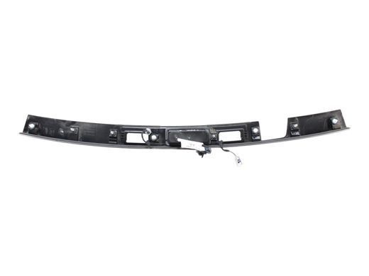 Накладка кришки багажника LAND ROVER DISCOVERY SPORT L550 2019- (LK7240406AD) LR137739, LR137739, A