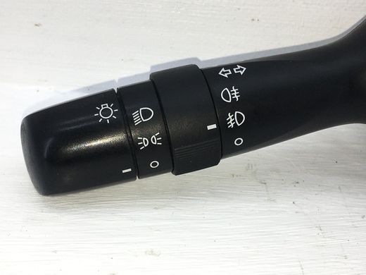 Підрульовий перемикач лівий TOYOTA AVENSIS T27 2009-2011 84140-05200, 84140-05200, A