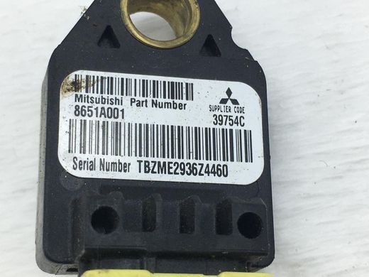 Датчик удару MITSUBISHI OUTLANDER XL 2006-2012 (з фішкою, №TBZME2936Z4460) 8651A001, 8651A001, A
