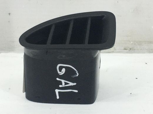 Решітка вентиляційна передня внутрішня ліва FORD GALAXY WA6 2006-2015 1382835, 1382835, A
