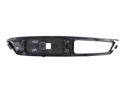 Накладка дверей передня права VOLVO V60 Y20 2013-2018 39823335, 39823335, B