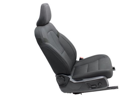Сиденье переднее правое POLESTAR 2 2020- (електричне, без Airbag, з підголівником) 32206675, 32206675, A