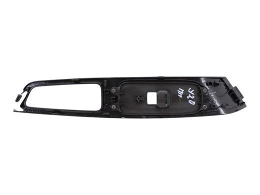 Накладка двери передняя правая VOLVO V60 Y20 2013-2018 39823335, 39823335, B