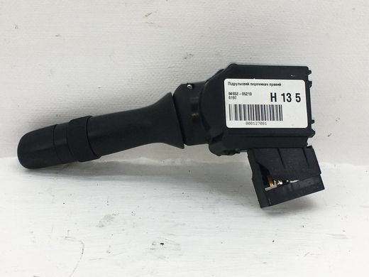 Підрульовий перемикач правий TOYOTA AVENSIS T27 2009-2011 84652-05210, 84652-05210, A