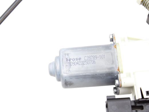 Стеклоподъемник передний правый LAND ROVER DISCOVERY SPORT L550 2019- (FK7223200AE) LR126072, LR126072, A