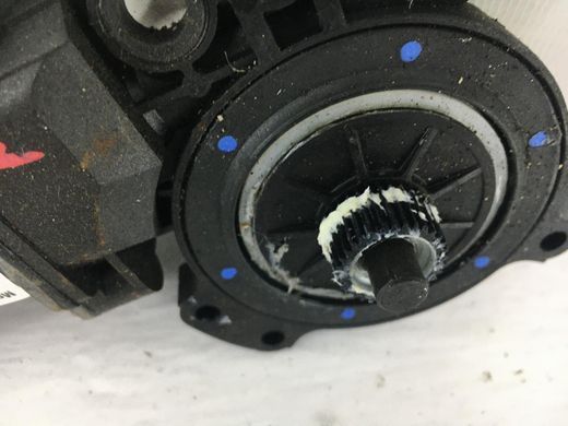 Моторчик склопідйомника передній правий HYUNDAI SANTA FE CM 2010-2012 82460-2B010, 82460-2B010, A