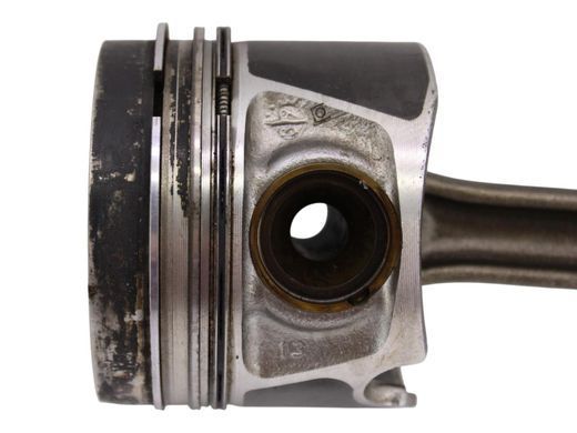Шатун AUDI Q5 2008-2012 (в зборі з поршнем 03L107065G) 038198401F, 038198401F, A