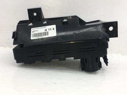 Корпус блока запобіжників NISSAN NAVARA D40 2005-2010 24382EB301, 24382EB301, A