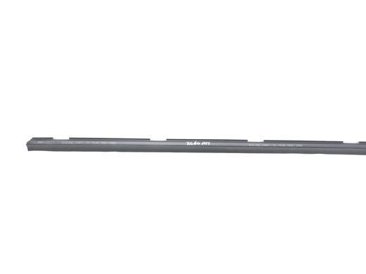 Уплотнитель боковых стекол нижний передний правый VOLVO XC60 2017- 31693184, 31693184, A