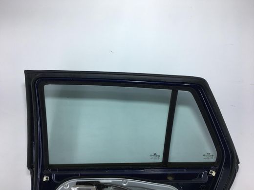 Дверь задняя правые HYUNDAI SANTA FE CM 2006-2009 (в зборі) 77004-2B030, 77004-2B030, B