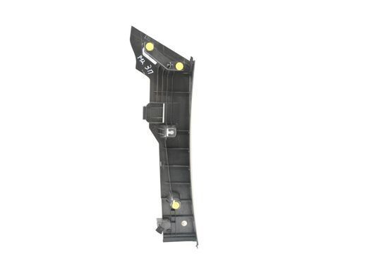 Накладка задней стойки нижняя правая VOLVO V50 P12 2010-2012 (39891713) 8663549, 8663549, A