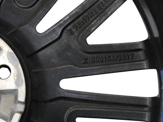 Диск R19 5* AUDI Q3 F3 2018-2025 (7Jх17H2 PCD5x112 ET43 d57,1, дефект) 83A601025L, 83A601025L, B