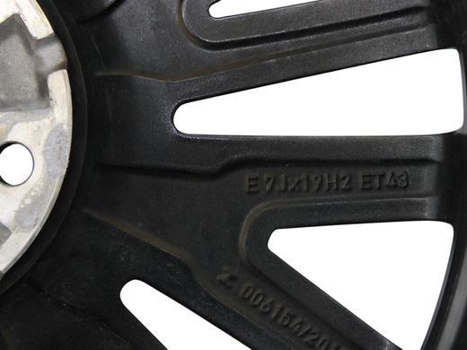 Диск R19 5* AUDI Q3 F3 2018-2025 (7Jх17H2 PCD5x112 ET43 d57,1, дефект) 83A601025L, 83A601025L, B