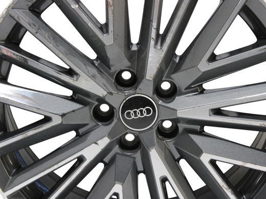 Диск R19 5* AUDI Q3 F3 2018-2025 (7Jх17H2 PCD5x112 ET43 d57,1, дефект) 83A601025L, 83A601025L, B