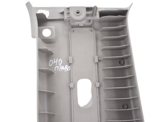 Накладка середньої стійки верхня права внутрішня NISSAN NAVARA D40 2005-2010 76913EB302, 76913EB302, A