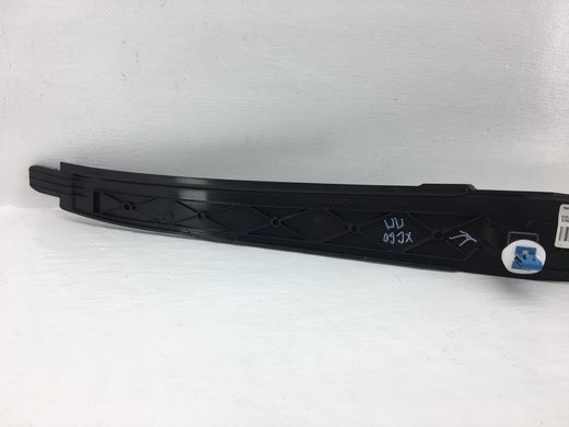 Накладка передньої стійки нижня права внутрішня VOLVO XC60 2008-2013 31271397, 31271397, B