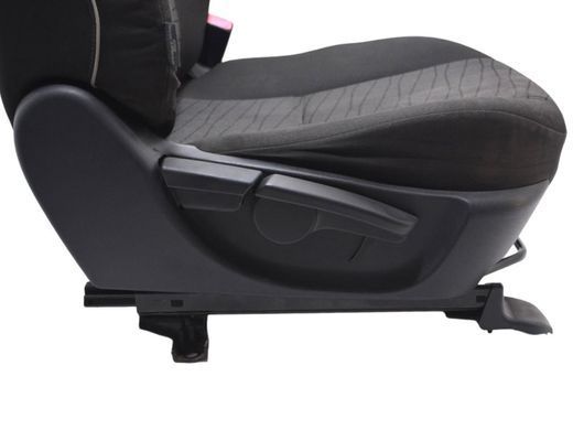 Сидіння переднє праве TOYOTA AVENSIS T27 2012-2015 (механічне, без Airbag) 72010-05070, 72010-05070, A