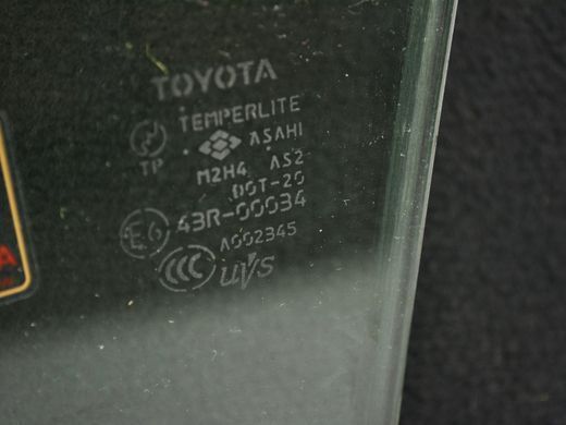 Стекло двери переднее правое TOYOTA RAV4 CA30W 2005-2010 6810142160, 6810142160, B