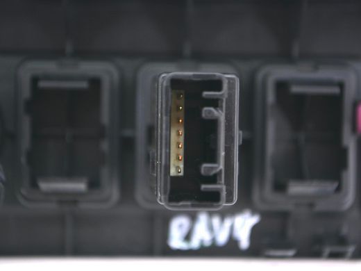 Накладка центральной консоли TOYOTA RAV4 CA30W 2005-2010 (в зборі з 85500-28080, 84751-42040, 55539-52060) 55449-42010, 55449-42010, A