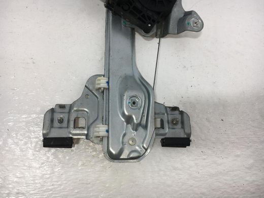 Склопідйомник задній правий CHEVROLET TRAX U200 2013-2016 95920041, 95920041, A