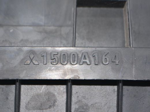 Корпус повітряного фільтра CITROEN C-CROSSER 2007-2013 (в зборі з 1427L8) 1427N1, 1427N1, B
