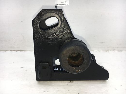 Кронштейн опори двигуна передній TOYOTA AVENSIS T27 2009-2011 12311-0R010, 12311-0R010, A