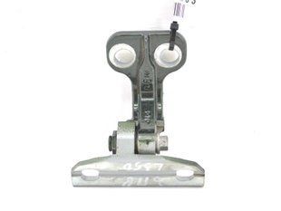 Петля двери верхняя передняя задняя правая LAND ROVER FREELANDER 2 L359 2006-2010 LR003087, LR003087, A