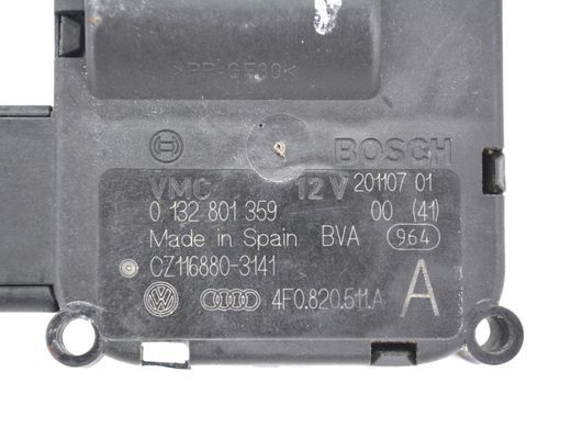 Привід заслінки пічки AUDI A6 C6 2004-2011 (0132801359, дефект) 4F0820511A, 4F0820511A, B