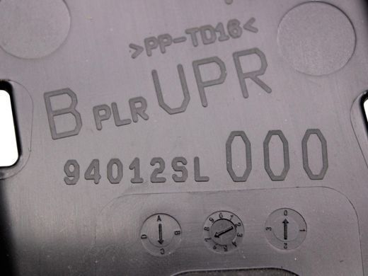 Накладка середньої стійки верхня права внутрішня SUBARU FORESTER SL 2024- 94012SL000VH, 94012SL000VH, A