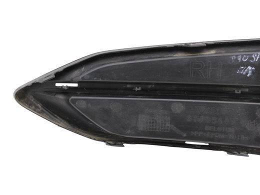 Накладка бампера передня права VOLVO S90 SPA 2016-2020 31425447, 31425447, B