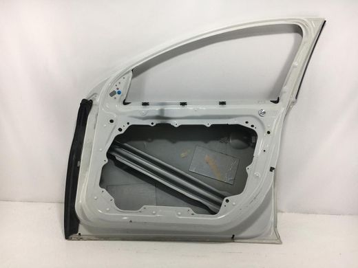 Двері передні праві VOLVO S60 Y20 2013-2018 (дефект) 32291065, 32291065, C