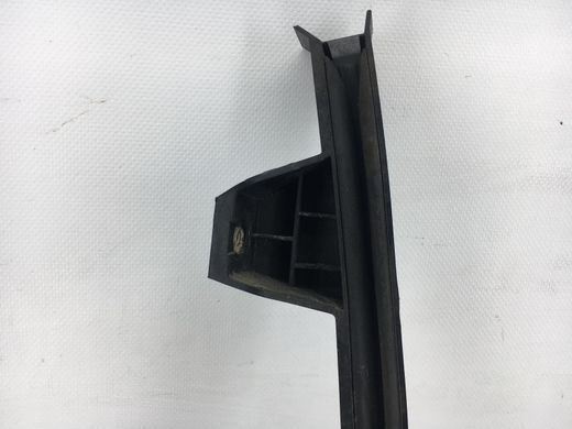 Направляюча скла двері передня ліва CHEVROLET TRAX U200 2013-2016 95374833, 95374833, A