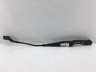 Поводок дворника передний правый JEEP RENEGADE 2018- 68440104AA, 68440104AA, A