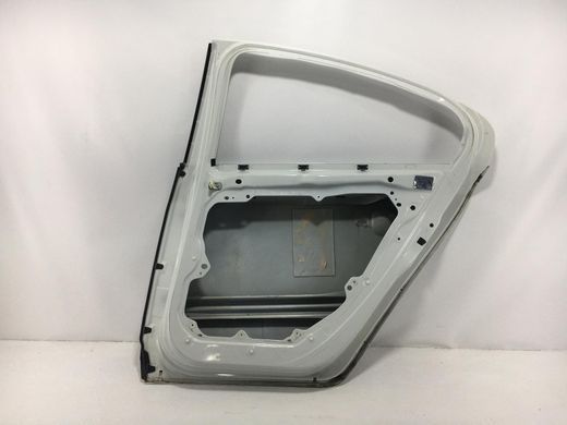 Двері задні праві VOLVO S60 Y20 2013-2018 32291069, 32291069, A