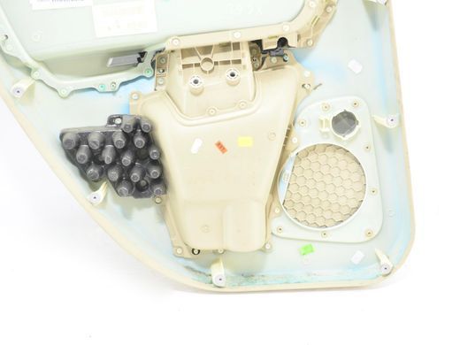 Карта дверей задня права VOLVO XC60 2008-2013 8635781, 8635781, B