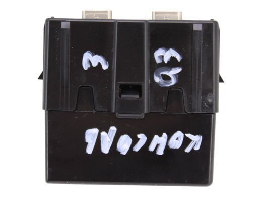 Роз'єм USB/AUX задній AUDI Q3 F3 2018-2025 575035954, 575035954, A