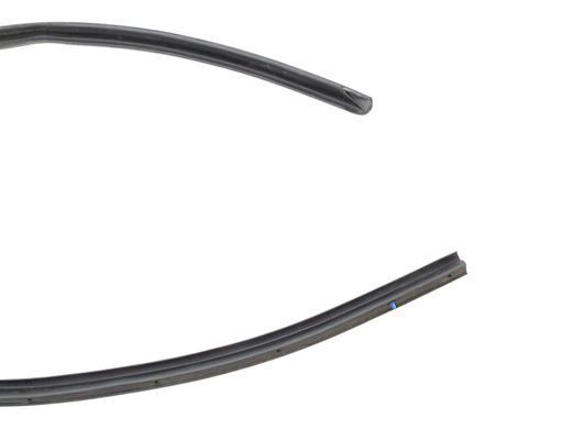 Уплотнитель двери нижний правый OPEL INSIGNIA 2017-2022 (порогу) 13463939, 13463939, A