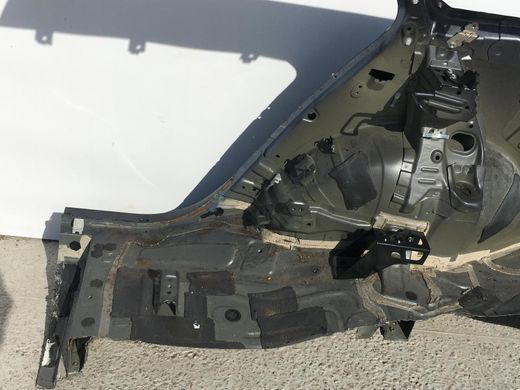 Чверть автомобіля задня права TOYOTA AVENSIS T27 2009-2011 61601-05110, 61601-05110, B