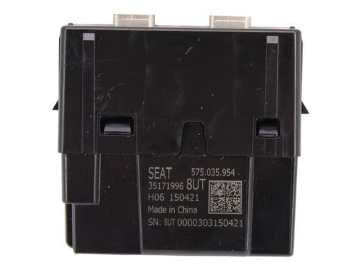 Роз'єм USB/AUX задній AUDI Q3 F3 2018-2025 575035954, 575035954, A