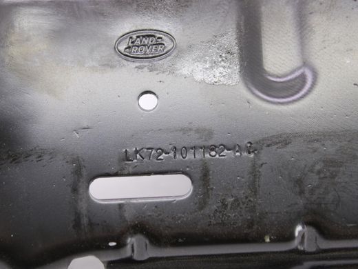 Кронштейн порога передний правый внутренний LAND ROVER DISCOVERY SPORT L550 2019- (LK72101182AC) LR138373, LR138373, A