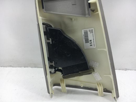 Накладка средней стойки верхняя правая внутренняя VOLVO S60 Y20 2013-2018 31307441, 31307441, B